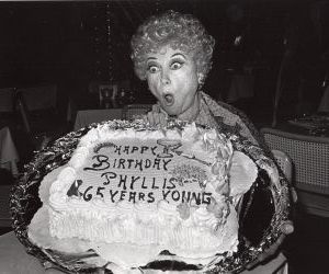 Phyllis Diller 1982, NYC.jpg